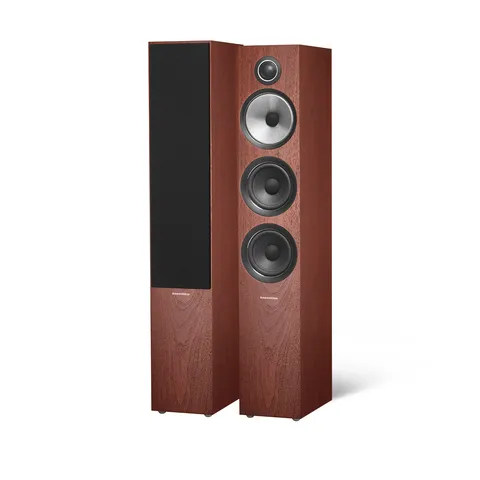 704 S2